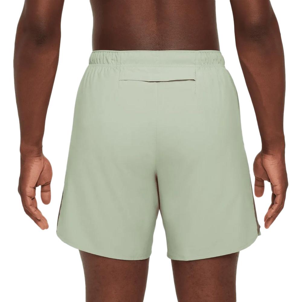 Short de Sport Vert Homme Nike Challenger vue 2