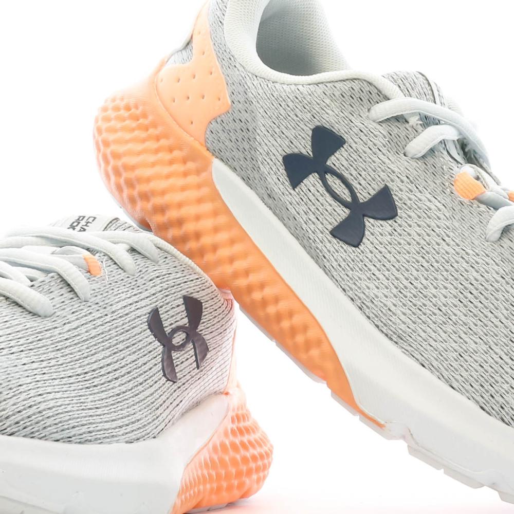 Chaussures running Grises Femme Under Armour Charged vue 7