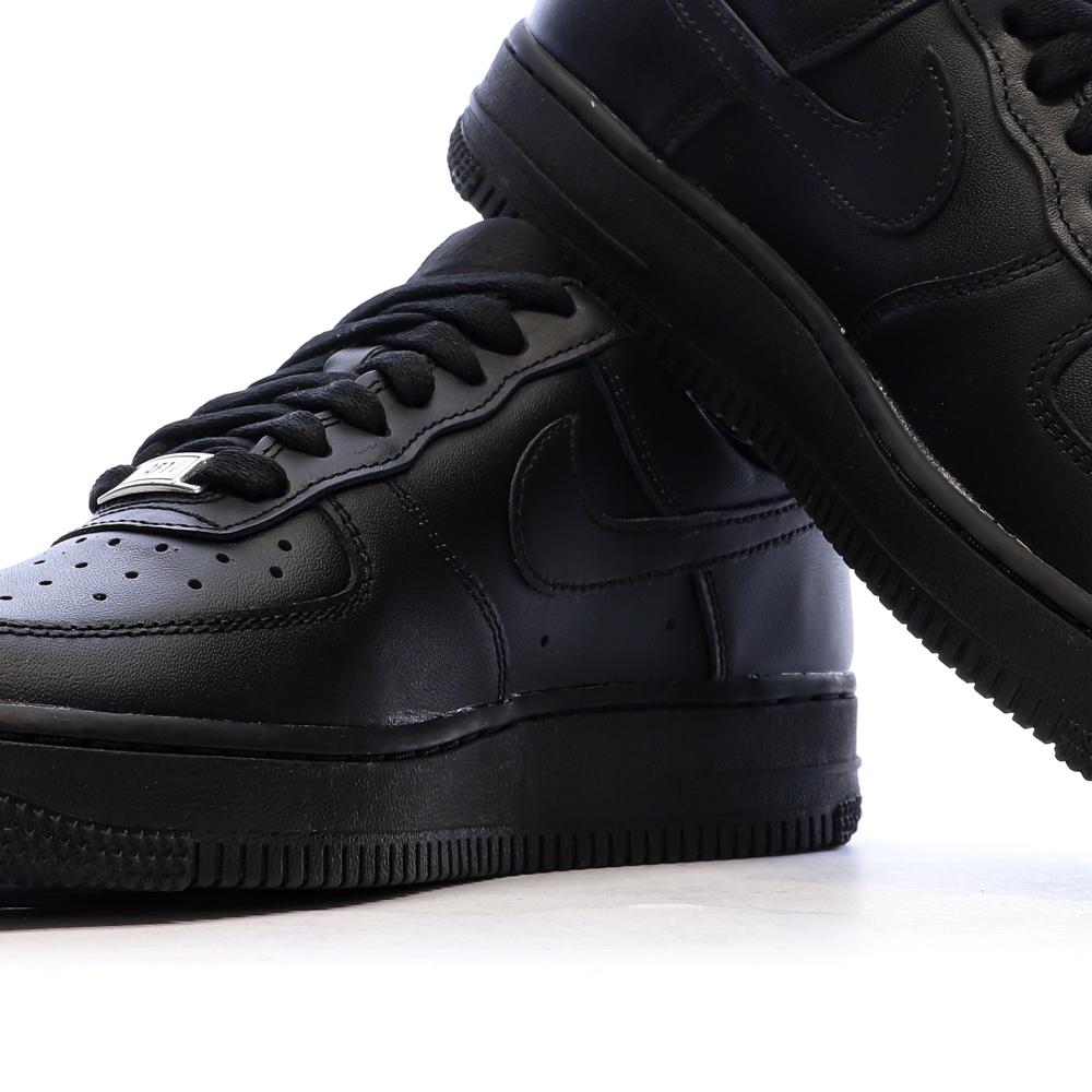 Air Force 1 '07 Noires Femme Nike vue 7