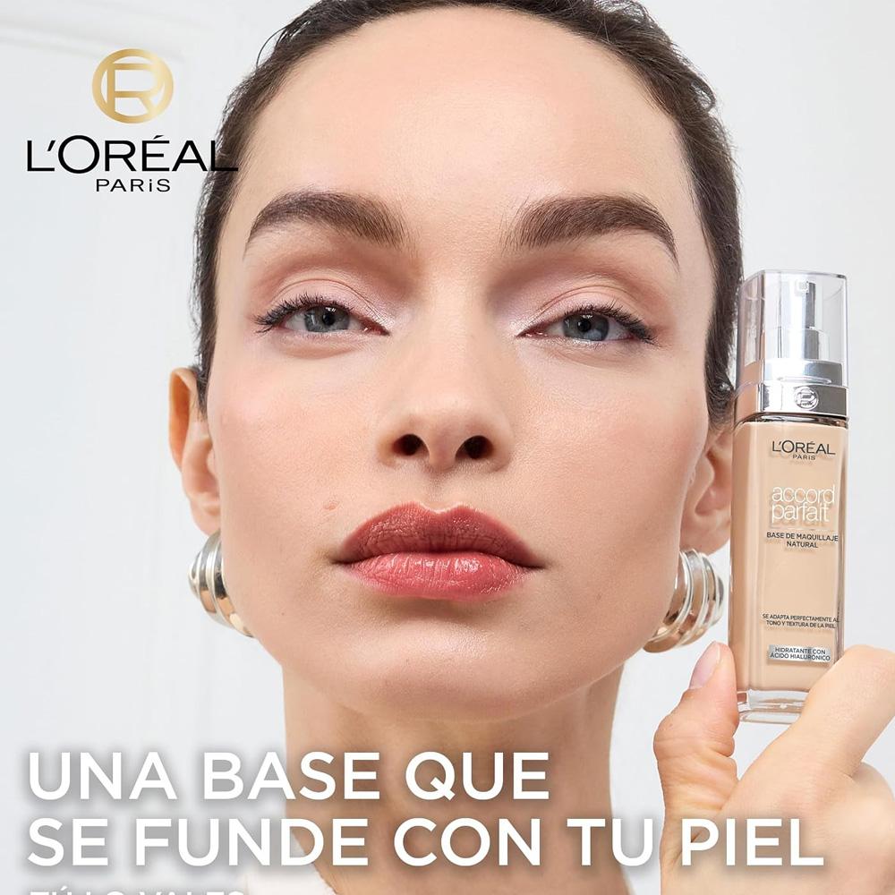 Fond de teint L'Oréal Paris Accord Parfait 8.D/8.W Dore vue 2