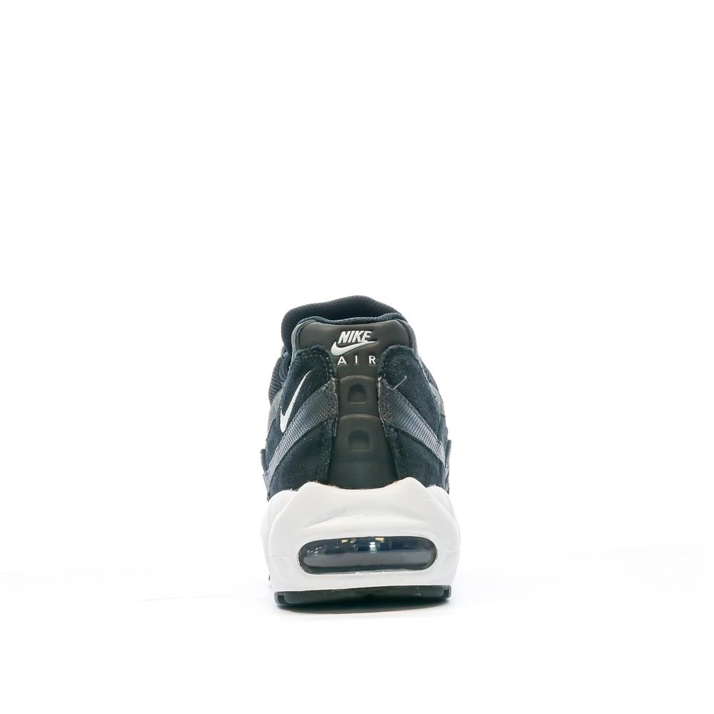 Baskets Noir Homme Nike Nike Air Max 95 Essential vue 3