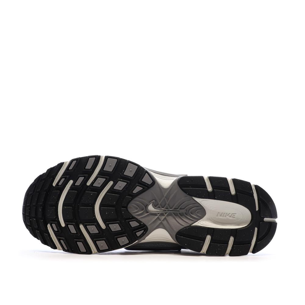 Baskets Grises Homme Nike V5 RNR vue 5