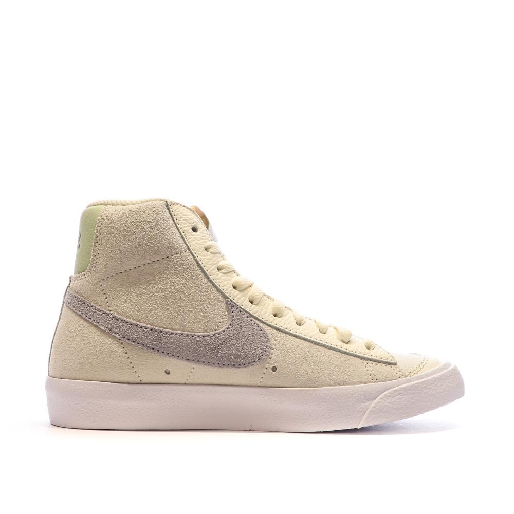 Baskets Beige Femme Nike Blazer vue 2
