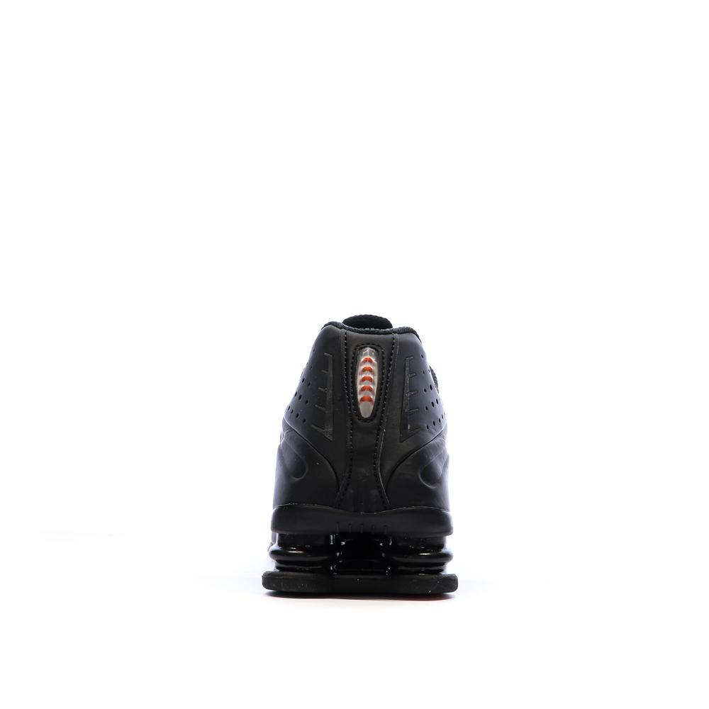 Baskets Noires Homme Nike Shox vue 3