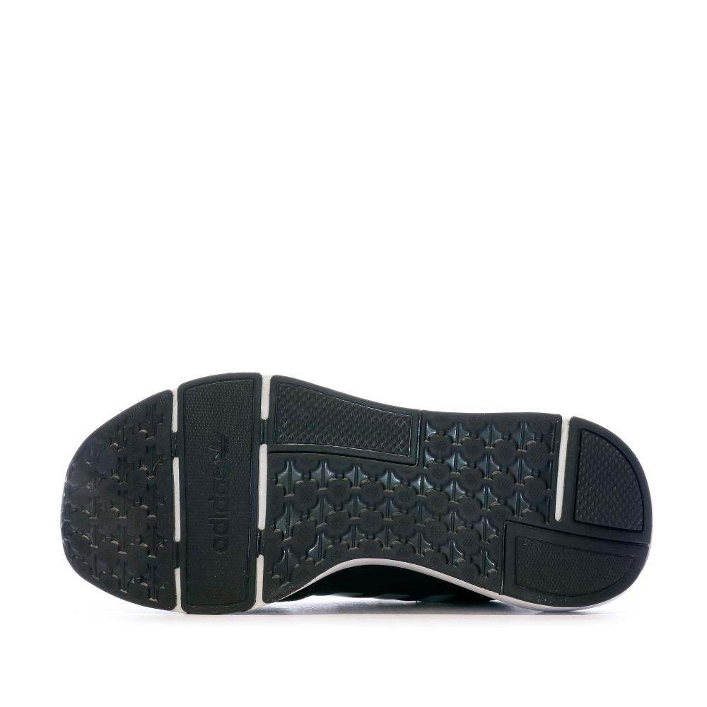 Baskets Noires Femme Adidas Swift Run 22 vue 5