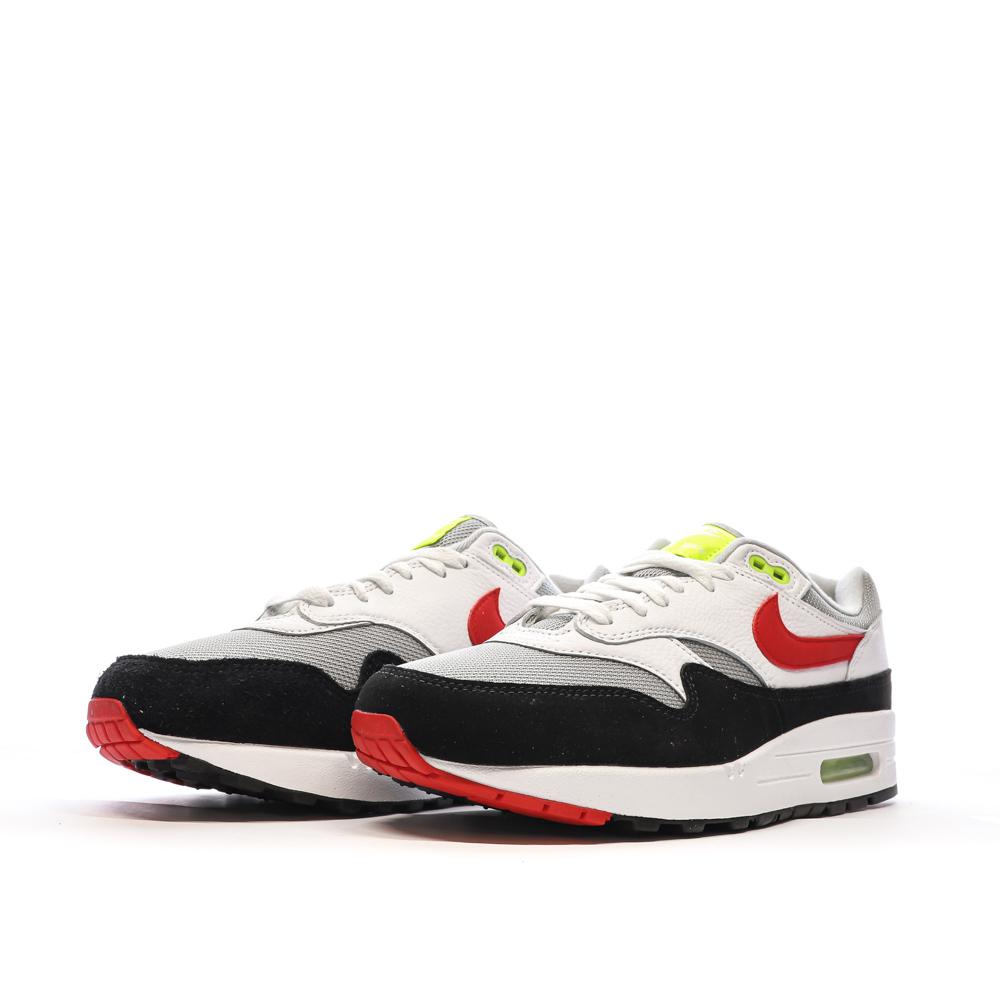 Baskets Blanches/Grises/Noires/Rouges Homme Nike Air Max 1 vue 6