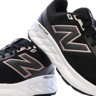 Chaussures de running Noires/Blanches/Roses Femme New Balance 520 vue 7