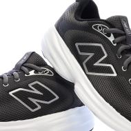 Zapatillas de running negras para mujer New Balance 411 ver 7