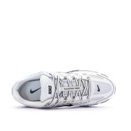 Baskets Blanches/Noires Homme Nike P-6000 vue 4