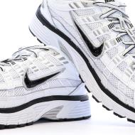 Baskets Blanches/Noires Homme Nike P-6000 vue 7