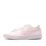 Baskets Blanches Fille Nike Blazer Low pas cher