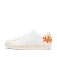 Baskets Blanches/Fleurs Femme Adidas Superstar pas cher