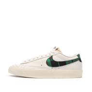 Baskets Blanches Homme Nike Blazer Low '77 PRM pas cher