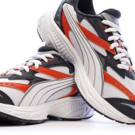 Baskets Blanches/Noires/Rouges Homme Puma Morphic vue 7
