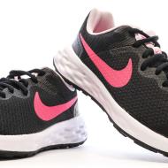 Baskets Noire/Rose Fille Nike Revolution 6 vue 7