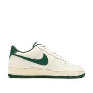 Baskets Écru/Vert Homme Nike Air Force 1 vue 2