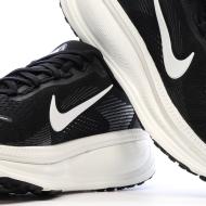 Nike Vomero 18 Laufschuhe für Herren, schwarz Ansicht 7