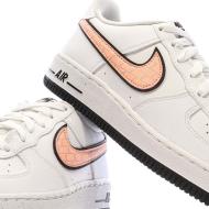 Baskets Blanches/Orange Femme Nike Air Force 1 Impact vue 7