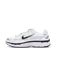 Baskets Blanches/Noires Homme Nike P-6000 pas cher