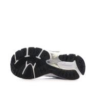 New Balance 2002 Baskets Grise Fille PV2002KA vue 5