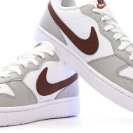 Baskets Blanches/Grises/Bordeaux Garçon Nike Court Borough vue 7