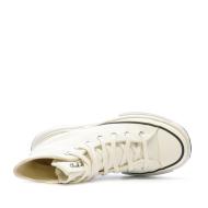 Baskets Écru Femme Converse Run Star Legacy vue 4