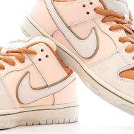 SB Dunk Low Pro PRM Rose Homme Nike vue 7