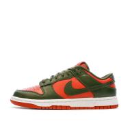Baskets Kaki/Rouge Homme Nike Dunk Low Retro pas cher