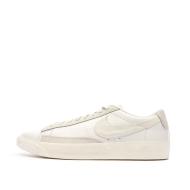 Baskets Blanches Femme Nike Blazer Low Leather pas cher