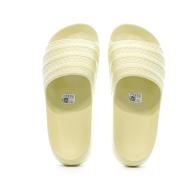 Claquettes Jaune Mixte Adidas Adilette Ayoon vue 3