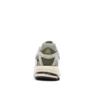 Baskets Kaki Homme Adidas ID3142 vue 3