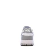 Dunk Low Baskets Blanches/Grises Femme Nike vue 3
