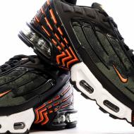 Baskets Noires/Rouges Homme Nike Air Max Plus Lii vue 7