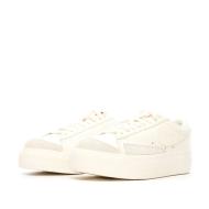 Baskets Écru/Gris Femme Nike Blazer Low Platform vue 5