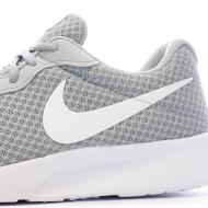 Baskets Grises Homme Nike Tanjun vue 7
