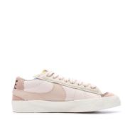 Baskets Roses Femme Nike Blazer Low '77 Jumbo vue 2