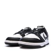Dunk Low Baskets Blanches/Noires Femme Nike vue 6