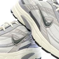 Baskets Grise Homme Nike Initiator vue 7