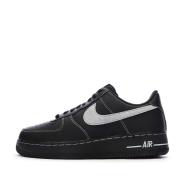 Baskets Noir Nike Air Force 1 07 Lv8 pas cher