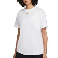 Nike Women's White T-shirt DN5697 affordable