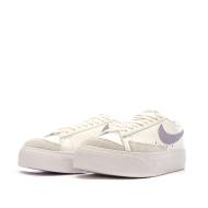 Baskets Écru/Violet Femme Nike Blazer Low Platform vue 6