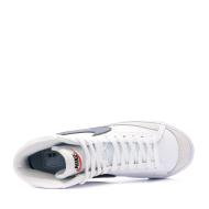 Baskets Blanc/Noir Femme Nike Blazer Mid 77 vue 4
