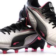 Chaussures de Football Grises/Noires Homme Puma King Ultimate vue 7