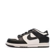 Baskets Blanches/Noires Garçon Nike Dunk Low pas cher