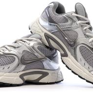 Baskets Grises Homme Nike V5 RNR vue 7