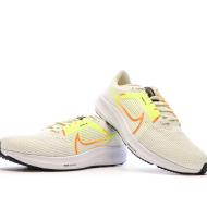 Chaussures de Running Blanc/Jaune Homme Nike Air Zoom Pegasus 40 vue 7
