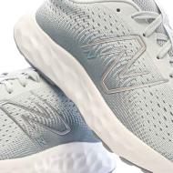 Chaussures de running Grises Femme New Balance 520 vue 7