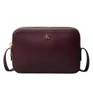 Sac à bandoulière Prune Femme Calvin Klein Jeans Ck Camera pas cher