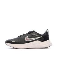 Chaussures de Running Gris/Rose Femme Nike Downshifter 12 pas cher