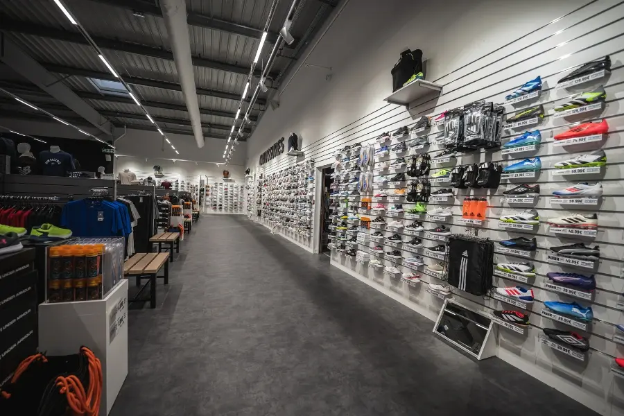 Photo magasin Espace des Marques La Roche-sur-Yon - vue 3